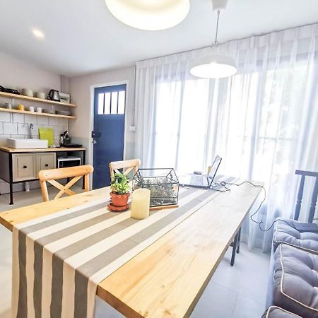 Snoozy Guesthouse Phuket Εξωτερικό φωτογραφία