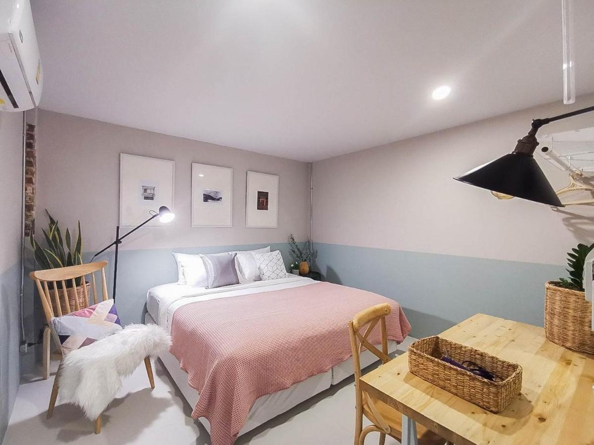 Snoozy Guesthouse Phuket Εξωτερικό φωτογραφία