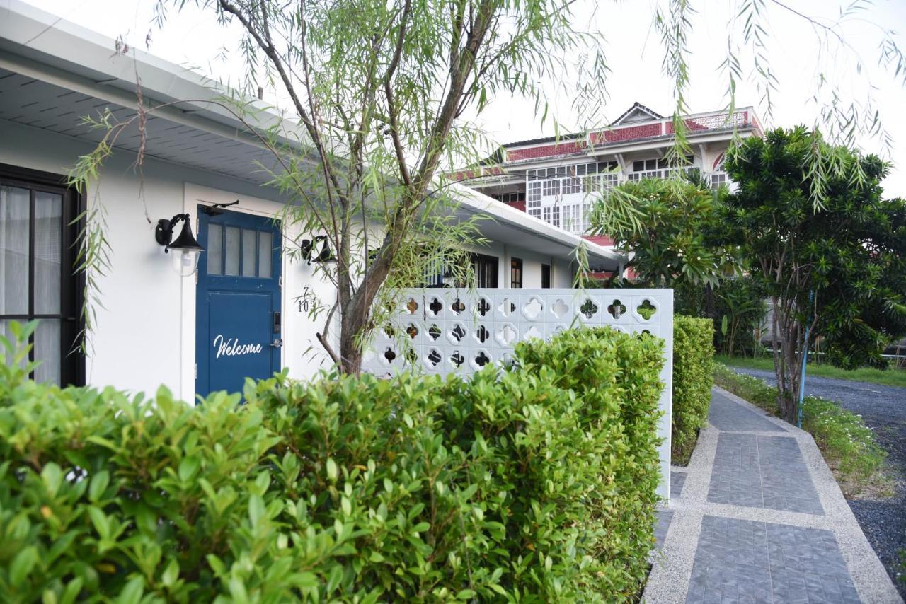 Snoozy Guesthouse Phuket Εξωτερικό φωτογραφία